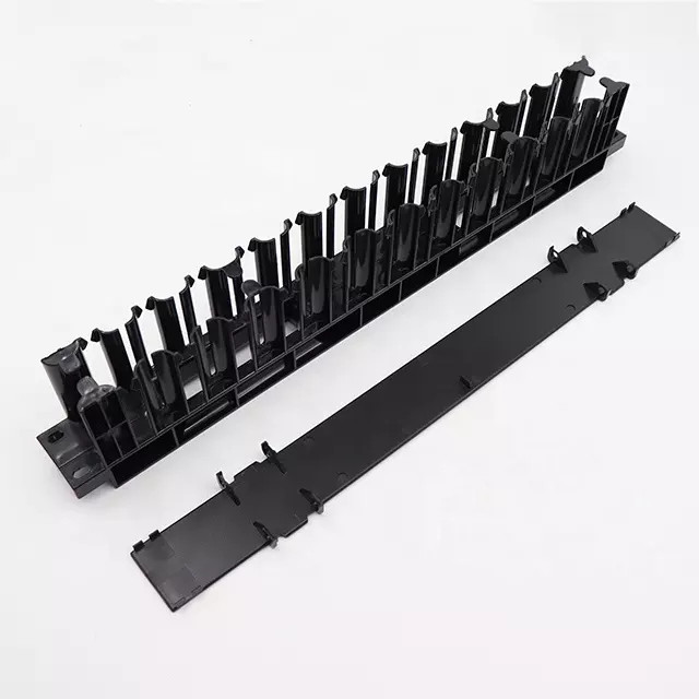 1U19 pinahigda Cable Manager Plastic 12 Port01