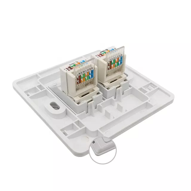 2 prievadų Ethernet sieninė plokštė su RJ45 Cat5e / Cat6 Keystone lizdu